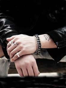 Braccialetto vintage placcato argento, intagliato a motivi, accessorio di moda minimalista ed elegante