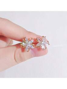 1 Pair / Vintage And Elegant RAL Rhie Stud Earrings, Suitable For Daily Wear And Gift Giving, A Perfect Choice For Valentine's Day Gifts - 金色 - 查看 3