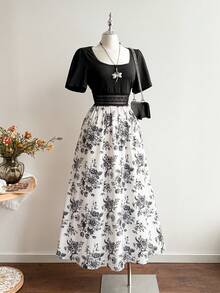 Rusttydustty Plus Size Women's Bohemian Style Tea Party & Daily Floral Print Color Block Square Neck Maxi Dress - Black and White - View 2