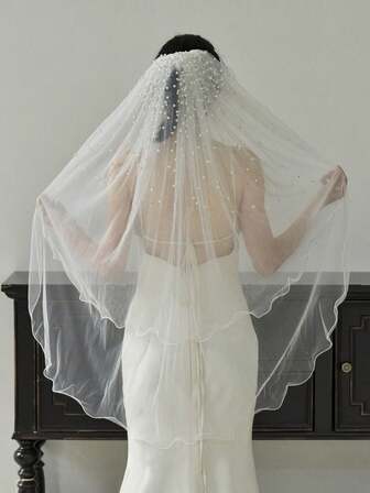 1 Pc White, Double-Layered Blusher Bridal Veil With Ruffled Trim And Faux Pearl Embellishments, Suitable For Weddings, Parties, Registration Headpieces, And Includes A Hair Comb.