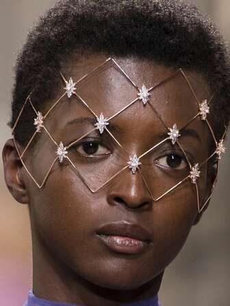 New Zirconia Geometric Mysterious Sexy Asymmetrical Hollow Mask, Versatile For Women