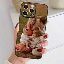 1 pièce Étui de téléphone en silicone souple personnalisable avec image, texte, nom, compatible avec 17, 16, 15, 14, 13, 12, 11 Pro Max, 14, 15, 16 Plus, 16e, Galaxy S25, S24, S23, S22 Ultra Edge, OPPO et autres séries de téléphones, design de luxe, étui de téléphone imprimé, coque arrière noire et blanche, accessoires de téléphone, cadeau de vacances, convient aux couples, amis et famille