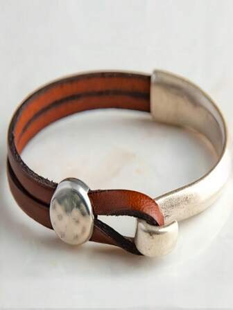 [Brown Leather Bracelet] Unique Design Brown Double Layer Synthetic Leather Bracelet | European And American Popular Retro Western Style Party Jewelry Gift | Handsome Men And Women Comfortable And Durable To Wear