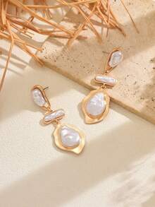 1 Pair Asymmetrical Geometric Faux Pearl Pendant Earrings, Elegant & Versatile For Women, Daily Wear & Gatherings, Jewelry Gift - Yellow Gold - View 3