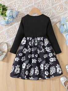 年轻女孩休闲针织条纹仿开衫纽扣装饰长袖圆领花卉印花 A 字连衣裙，适合日常、居家、户外、运动、春秋季 - 黑色 - 查看 3