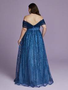 One-Piece Neckline With Gathered Net Mesh, Embroidered Lace, And Flowing Long Skirt. - Blue - View 2