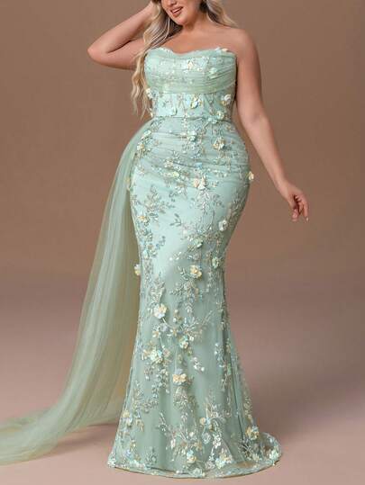女士加大码露肩礼服，高开衩设计，饰以精美花卉图案，侧边雪纺点缀，喇叭裙摆，尽显优雅气质。适合婚礼、慈善舞会、盛大活动、周年庆典、新年等场合穿着。