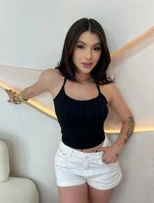 Women's Cropped Top With Braided Detail On The Back With Straps In Premium Ribana Fabric - màu đen - Xem 2