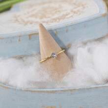 1 pieza Anillo de diseño de piedra redonda minimalista de plata de ley 925, con circonita cúbica brillante, joyería elegante y de alta calidad para mujeres, adecuado para bodas y compromisos