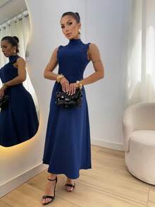 Elegant Women's Midi Dress | Premium Tailoring, High Neck, Sleeveless, With Side Buttons, Fashion Chic, Sophisticated, Summer, Evangelical Or Casual Fashion For Wedding Parties, Visits, Outings - 藏蓝色 - 查看 5
