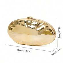 O geantă de seară elegantă, de formă asimetrică, cu model cochilie, de culoare metalică strălucitoare, în stil european și american, cu o curea metalică detașabilă, pentru purtare crossbody sau tip plic. Perfectă pentru ocazii formale, cum ar fi cine festive, petreceri, baluri, întâlniri, nunți și ceaiuri de după-amiază.