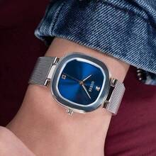 Guess Reloj de moda minimalista y casual, esfera azul, correa de acero, cuarzo, reloj de mujer GW0768L1