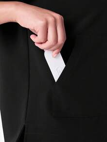 cimmuovere 大码女式圆领短袖开叉下摆短款纯色口袋手术服护士服工作服牙医保健宠物医院实验室制服上衣 - 黑色 - 查看 7