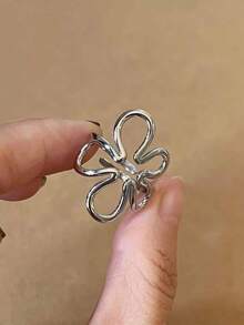 1pc Adjustable Metal Flower Ring, European & American Style Finger Ring For Women & Girls, Suitable For Travel, Wedding, Party, Birthday, Christmas Gift