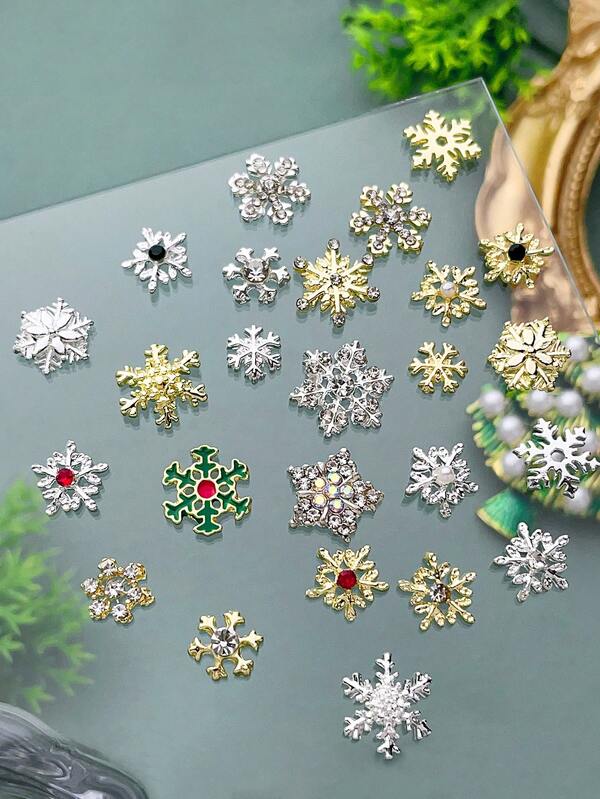 10 قطعة من إكسسوارات فن الأظافر بتصميم نجمة الثلج للعيد بألوان الفضي والذهبي والرينستونات واللؤلؤ، بتصميم فرنسي أنيق فاخر، ملصقات ديكور أظافر بنجمة الثلج ثلاثية الأبعاد باللون الأحمر والأخضر من سبائك معدنية، إكسسوارات ديكورية فنية يدوية، ديكورات حرفية، مجموعة هدايا مجوهرات أظافر من الأحجار الكريمة