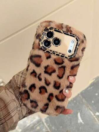 Autumn/Winter High-Quality Leopard Plush + Lens Holder Phone Case, Compatible With IPhone 17/ 16, 15 Pro Max, 14 Plus/13 Pro Max Wireless Charging, 12/11 Fashionable Shockproof Phone Protective Case. Note: Due To The Plush Material, There May Be Some Shedding.