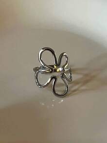 1pc Adjustable Metal Flower Ring, European & American Style Finger Ring For Women & Girls, Suitable For Travel, Wedding, Party, Birthday, Christmas Gift
