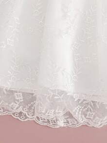 女婴白色洗礼礼服、婚礼花童生日派对蕾丝薄纱连衣裙，0-2 岁