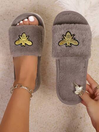 Nuevas zapatillas de felpa con bordado de abeja de dibujos animados, suaves y cómodas, suela blanda, ligeras, adecuadas para la sala de estar y el dormitorio, para todas las estaciones