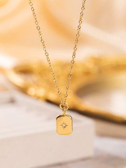 1 Piece Of Gorgeous Light Luxury Christmas Style Zirconia Multi-Pointed Star Sun Pendant Necklace Suitable For Banquets And Party Decorations As A Christmas Gift For Family, Classmates And Friends (Without Box)