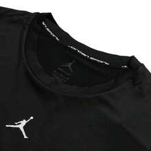 Nike Men's Long-Sleeved T-Shirt, Sportswear Top, Tight-Fitting Casual Wear, Everyday Outdoor Comfortable Training Wear