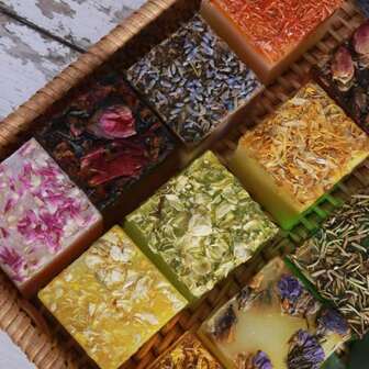 1pc 90g/120g/150g/180g/210g Artificial Decorative Wax Candle Making Kit, Dried Plants, Fragrance, Lavender Dried Flowers Craft Decor, Suitable For DIY Handmade Candle, Soap, Home Decor, Suitable For Living Room, Bedroom, Office, Cafe, Holiday Events Decoration