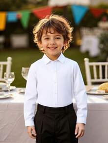 年輕男孩經典大學風格休閒派對花卉口袋拼接正裝襯衫，白色，長袖