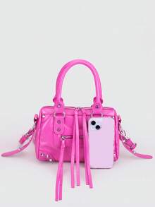 1 chiếc túi tote vuông phong cách retro punk Y2K màu hồng dưa hấu, phối nhiều mảnh vải, đính đinh tán kim loại, khóa kéo trang trí, quai xách đôi bằng chất liệu PU cổ điển, dây đeo có thể điều chỉnh, khóa kéo. Túi có quai xách đôi đính đinh tán, dây đeo vai có thể điều chỉnh, khóa kéo. Túi đeo chéo nữ sang trọng, kín đáo, đựng được điện thoại, ví đựng thẻ, phù hợp cho sử dụng hàng ngày, du lịch và mua sắm. - Màu Hồng  Dưa hấu - Xem 3