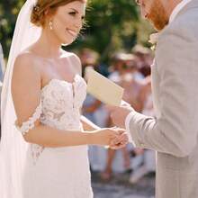 Elegant Linen Wedding Vow Books With Gold Foil Lettering - Perfectly Sized His And Hers Vow Books With Plenty Of Pages To Write Whatever Is On Your Heart - A Beautiful Addition For The Wedding Day , Thanksgiving Gifts, Christmas Gifts, Halloween Gifts, Valentine's Day Gifts, New Year Gifts - 米色奶油色 - 查看 3