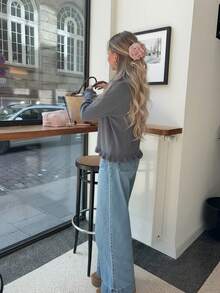 Senya 女士秋冬新款浪漫棕色前开襟针织开衫，蕾丝设计休闲针织毛衣上衣，圆领长袖，适合日常约会、假日、度假、情人节、女士冬季毛衣、新年等场合。 - 灰色 - 查看 4