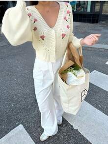 Korean Style Casual Boho Holiday Party Vintage Women Old Money Style Cute Airport Streetwear Country Concert Going Out Tops, Cosplay Halloween Costume, Halloween 2025 Sexy Witch Costume Going Out, Fall Women, Back To School Y2K, Country Concert, Fall Winter For Women, Goth Steampunk Women, Boho Holiday Party Work V-Neck Floral Embroidery Single-Breasted Hollow Regular Casual Versatile Fashion Knitted Cardigan