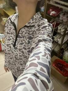 Y2k Camo Print Long Sleeve Shirts Going Out Tops,Women'S Vintage Camo Half Zip Pullover Sweatshirt, Casual Long Sleeve Kangaroo Pocket Hoodie,Vacation Outfits Women, Perfect Mother'S Day Gift For Mom - 紫丁香色 - 查看 9