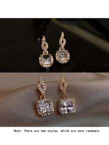 Andkiss 1 Pair Geometric Rhinestone Earrings (Note: This Product Has 2 Random Styles) - Yellow Gold - View 3