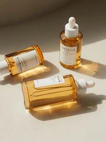 SKIN1004 馬達加斯加積雪草安瓶 55ml/1.85 Fl.Oz.，晶瑩剔透快速吸收液體，雲朵般輕盈精華，不黏膩，適用敏感肌，真空瓶裝，日常T區護理，K-Beauty，韓系彩妝，OliveYoung，禮品 - 55ml/1.85 fl. oz - 查看 10