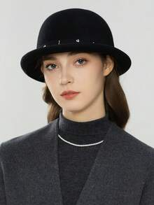 1 peça elegante chapéu de feltro de lã macia de alta qualidade com parte superior redonda e versátil para mulheres, decorado com flores de contas e acabamento em renda, aba curta da moda