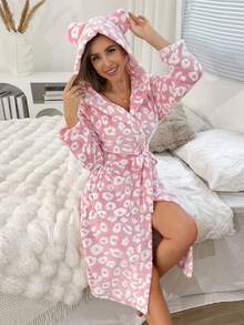 [Przytulny szlafrok z nadrukiem w panterkę] Damski szlafrok z kapturem, pluszowym materiałem, uszami 3D i paskiem w pasie | Zimowa piżama/sukienka wypoczynkowa z długim rękawem, nadaje się do prania w pralce | Idealny do domu, spa i na co dzień (materiał nieelastyczny)