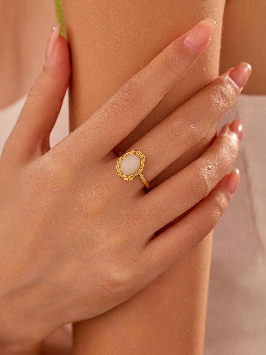 1 件不锈钢金色复古风格白色宝石戒指，适合女性日常装饰 - 金黃色 - 查看 1