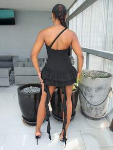 Steph T 女士夏季街头潮流俱乐部性感 Old Money Concert Y2K 不对称荷叶边上衣 - 黑色 - 查看 3