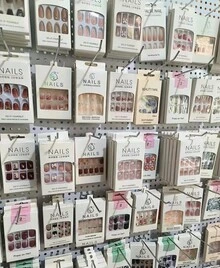 2025 New 24-Piece High-End Salon-Grade Press-On Nail Art - Various Styles - 1 Piece Shipped Randomly: Gradient Long Style, Nails, Starry Nails, Solid Color Nails, Nails, Blue Gradient 3D Pearl 3D Decorative Press-On Nails, Solid Color's Eye Press-On Nails, Almond Press-On Nails, Coffin Nails, Oval Nails, And More.Removable And Reusable Press-On Nails Are Parties, Dances, Daily Wear, Traditional Festivals, Etc., Covering All Types Of Women's And Girls' False Nails And Nail Art Products (Random Delivery)