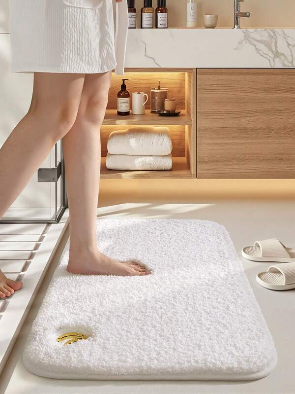 1 قطعة سجادة ناعمة، من الميكروفايبر فائق اللين، مطرزة بنمط الفاكهة، سجادة للأربع فصول، كرتونية، مضادة للبكتيريا، مانعة للانزلاق من مطاط TPR، ماصة، ناعمة، قابلة للغسل في الغسالة، سهلة التنظيف، مناسبة للحوض والمرحاض والحمام وديكور الغرف والممرات والأروقة، مناسبة للخريف والشتاء وديكور غرفة النوم وديكور وعيد الهالوين