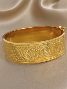 1件复古太阳图案雕刻手镯，女士加厚不锈钢手镯，宽6.1厘米，适合日常佩戴、派对、圣诞礼物 - D997436B - 查看 6