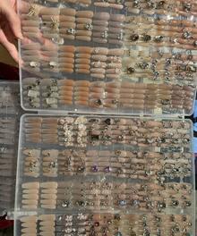 24 Pieces/Random Delivery - High-End Salon-Grade Press-On Nails - Short Square Full-Coverage False Nails, Solid Color Nails, Almond-Shaped Press-On Nails, Coffin-Shaped Nails, Oval Nails. Various Nails, Press-On Nails, Nail Art Supplies, Suitable Women And Girls Who Love Beauty, Improve Themselves, And Be Good To Themselves/Manicure (Random Delivery);