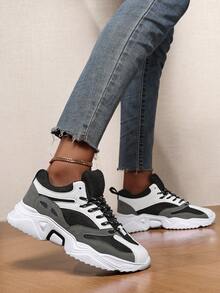 1双女士舒适软底网面透气低帮圆头休闲时尚百搭厚底运动鞋，适合所有季节 - 黑色 - 查看 4