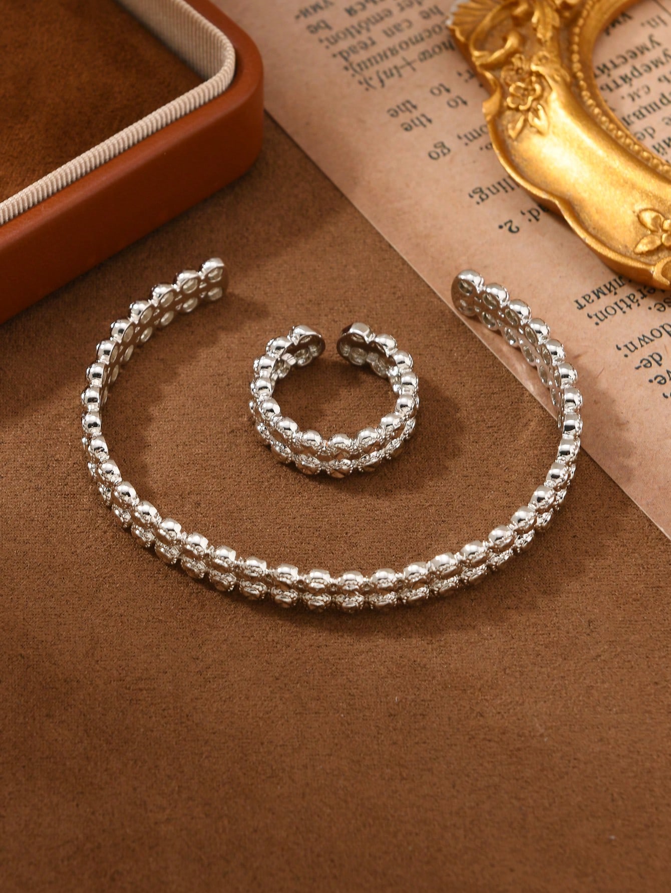 مجموعة سوار وخاتم من النحاس المطلي بالذهب عيار 24...