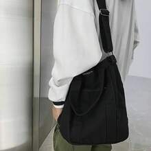 Borsa a tracolla stile giapponese - Tracolla regolabile, grande capacità, chiusura magnetica, borsa a tracolla casual unisex, nera, borsa multifunzionale quotidiana, design ampio, struttura robusta, stile semplice, fodera in poliestere, essenziale per il trasporto urbano