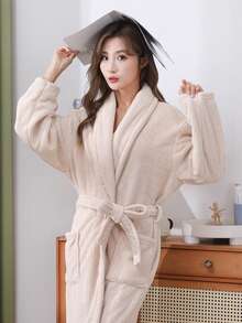 1pc Coral Fleece Bathrobe Multiple Colors Available 3D Pineapple/Plain Style Design Women's Bathrobe With Belt And Pocket, Wearable Towels, Bath Towels, Long Robe, Ladies' Bathrobe Women Towel, Ultra Plush Soft Velvet, Absorbent, Warm, Sleepwear, Unisex Homewear, Loungewear, Suitable For Home, Hotel, Bathroom, Bedroom, Spa, Swimming Pool, Party, All Seasons For Festival Gifts, Halloween's Day