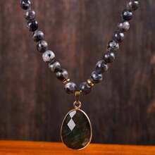 Natural Stone Oval Moonstone Pendant Necklace, Women's Natural Jewelry Gift For Holiday, Christmas, Valentine's Day, Anniversary (Pendant Pattern/Shape Random)