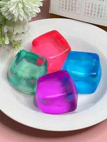 1 个缓慢上升的透明冰块麻糬挤压减压球，非常适合厚实、柔软、凉爽的焦虑玩具，适合节日聚会、派对礼物、返校礼物 - 压力立方体渗出减压球是一种手持式桌面玩具，可缓解焦虑，适用于课堂、户外、公司随时缓解压力，非常适合桌面装饰、教室奖品、派对礼物和节日礼物！ - 礼物偏好：圣诞节、万圣节、感恩节、开斋节、礼物 - 彩色 - 查看 8