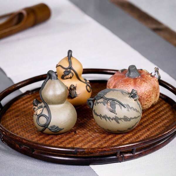 Ceramic Frog Tea Pet Cute Tea Set Ornaments Tea Set Accessories Spray Water Frog Tea Pet Heat Expansion Andcontraction Principle