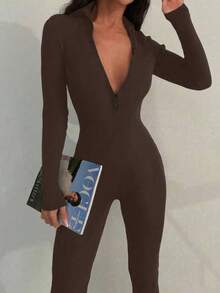 休闲运动百搭拉链设计圆领修身连体裤，秋季新品